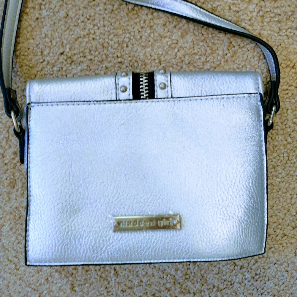 MADDEN GIRL Crossbody Bag - Picture 3 of 13
